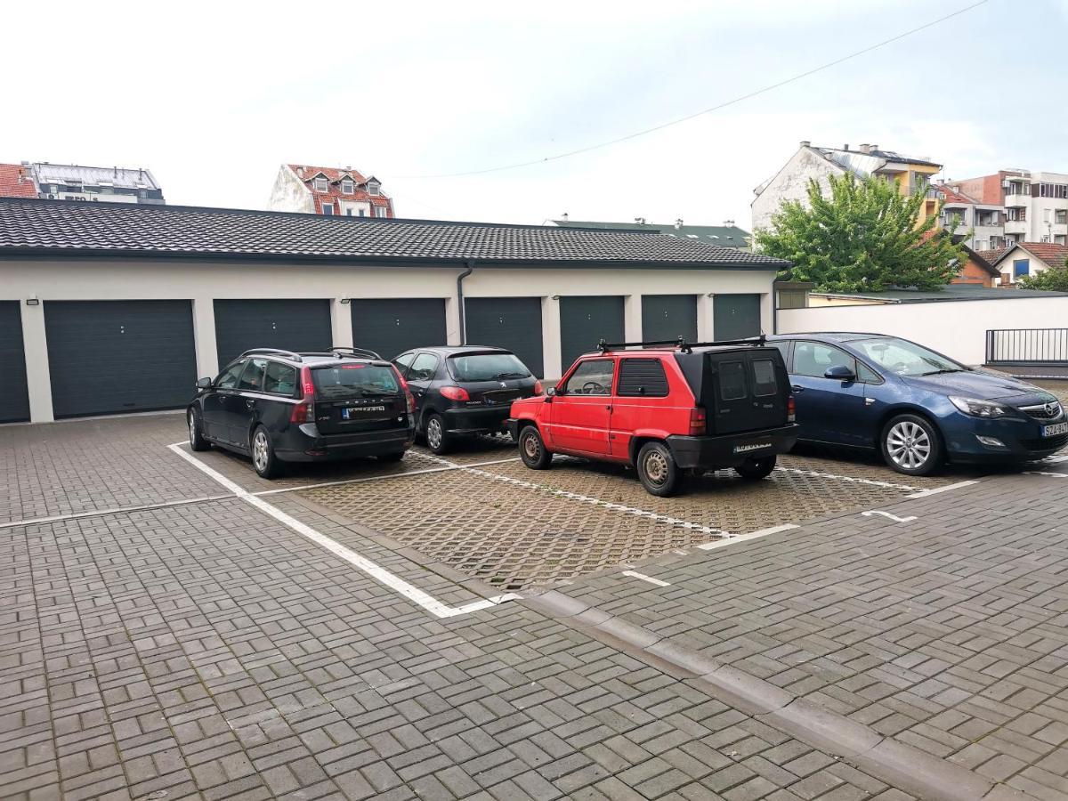 Ferienwohnung Stan Na Dan M Novi Sad Exterior foto