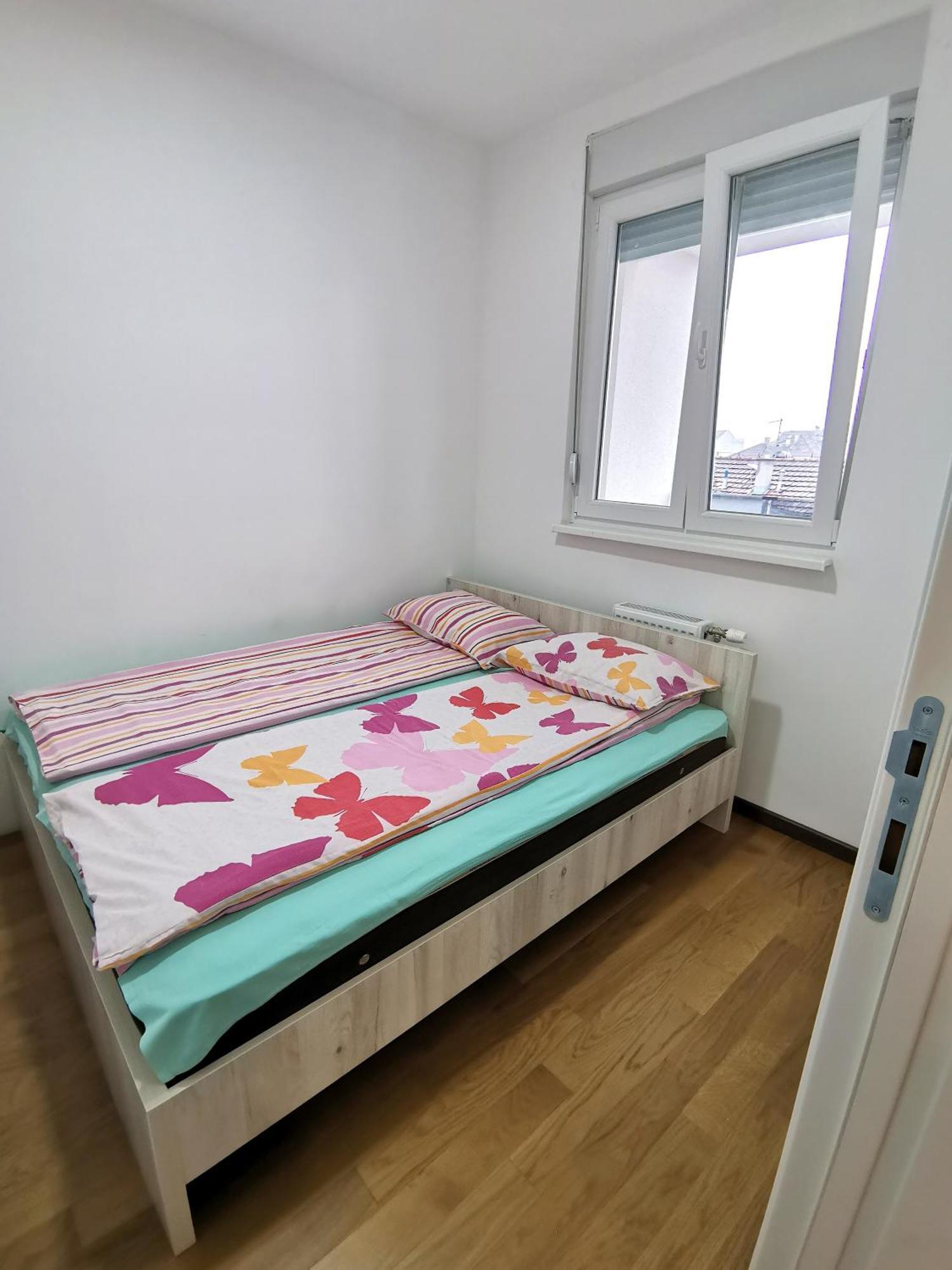 Ferienwohnung Stan Na Dan M Novi Sad Exterior foto