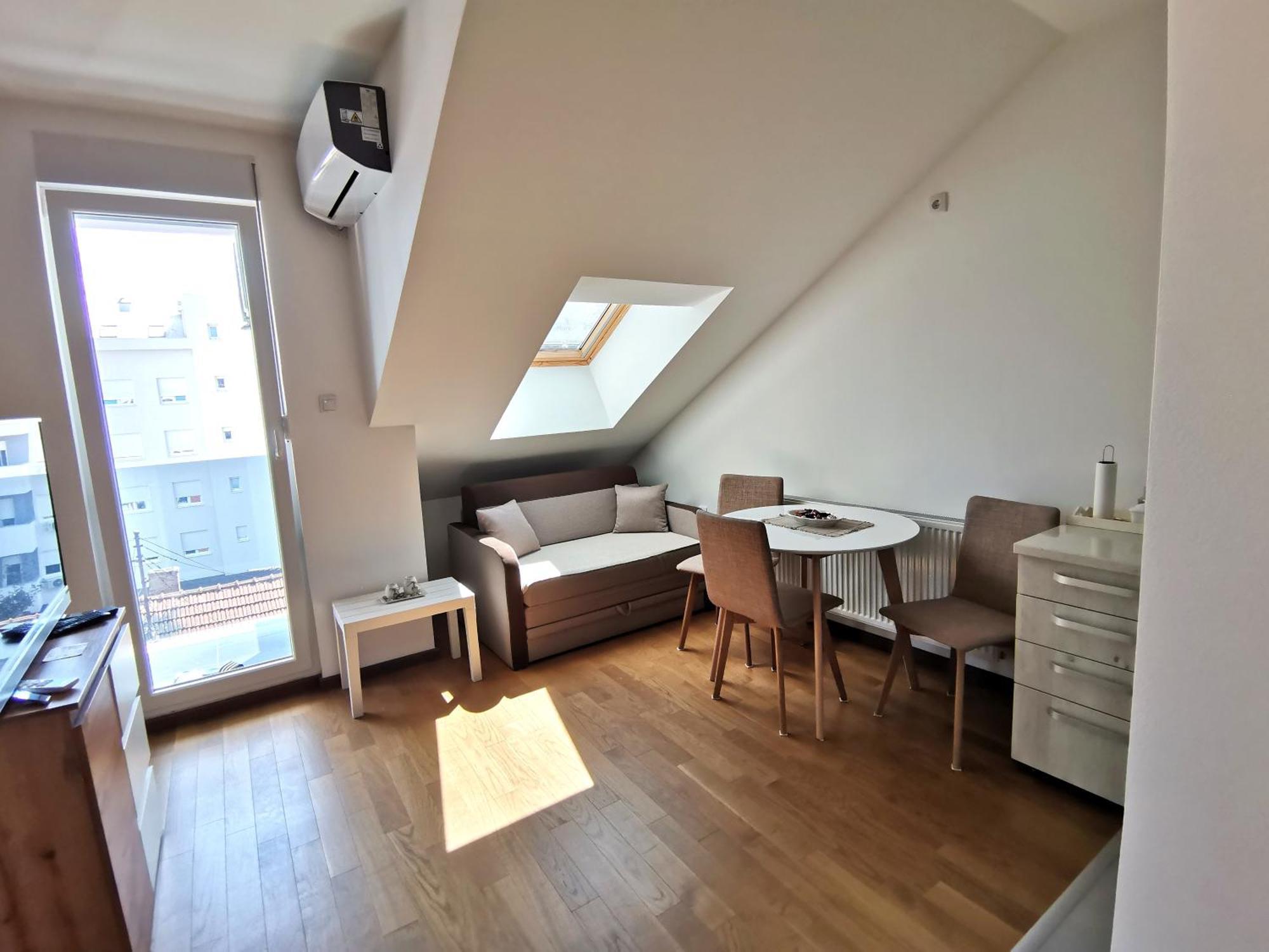 Ferienwohnung Stan Na Dan M Novi Sad Exterior foto