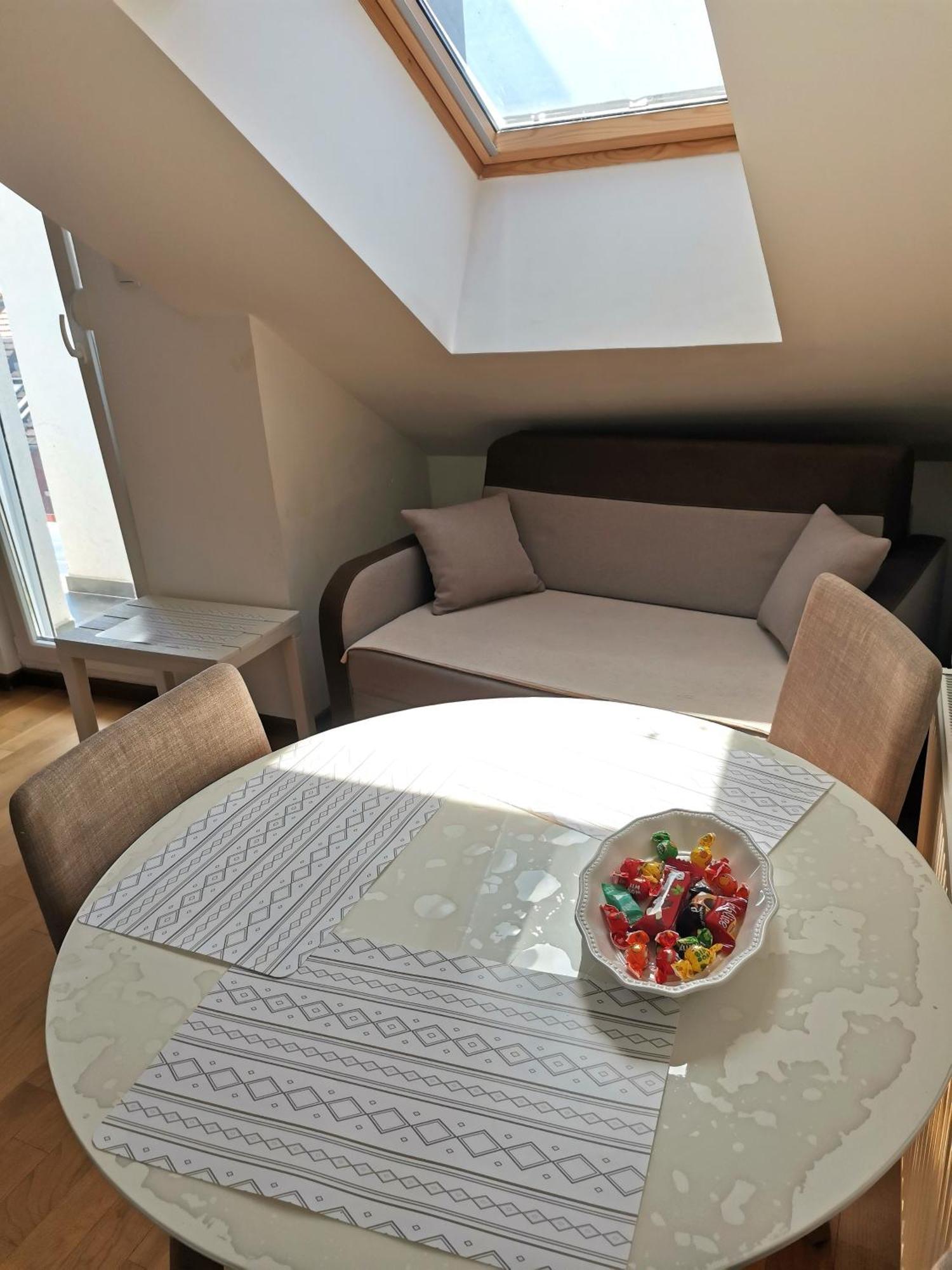 Ferienwohnung Stan Na Dan M Novi Sad Exterior foto